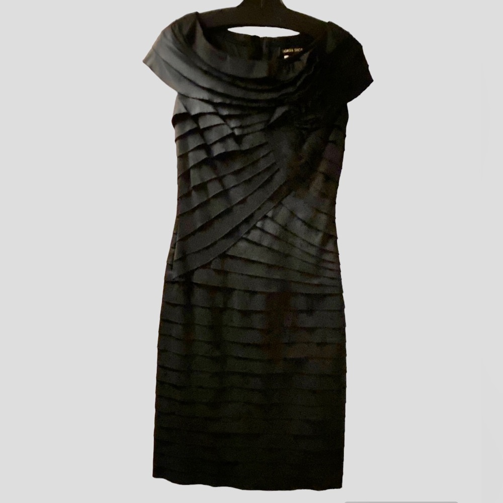 Tadashi Shoji cocktail dress (sz 6)
